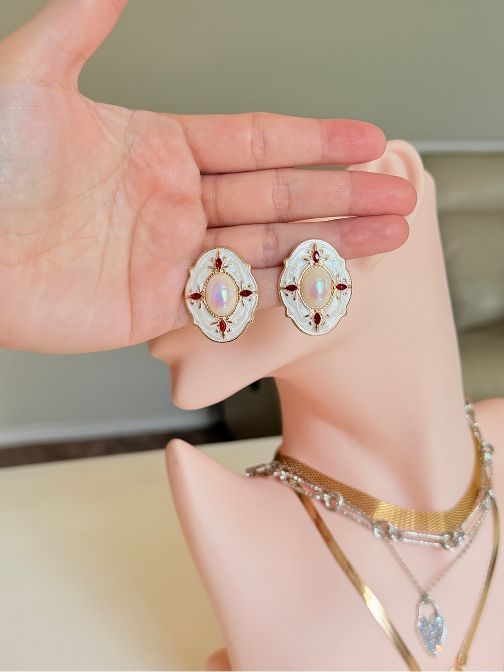 Elegant White Enamel and Red Crystal Oval Statement Earrings - Picture 12 of 15
